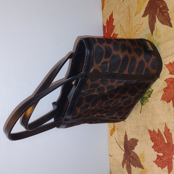 👜VINTAGE👜 MAXX OF NY Tote in Amimal Print 🦒 - Picture 7 of 9